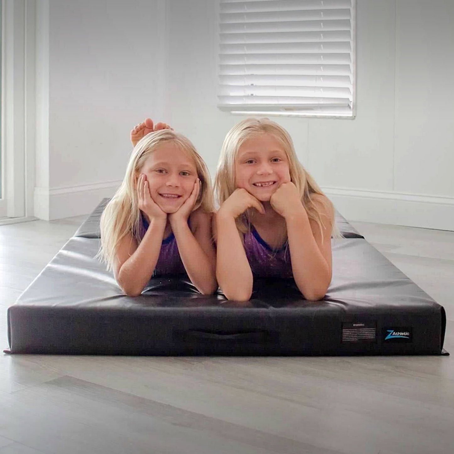 Z Athletic 6ft x 3ft x 4in Crash Landing Mat