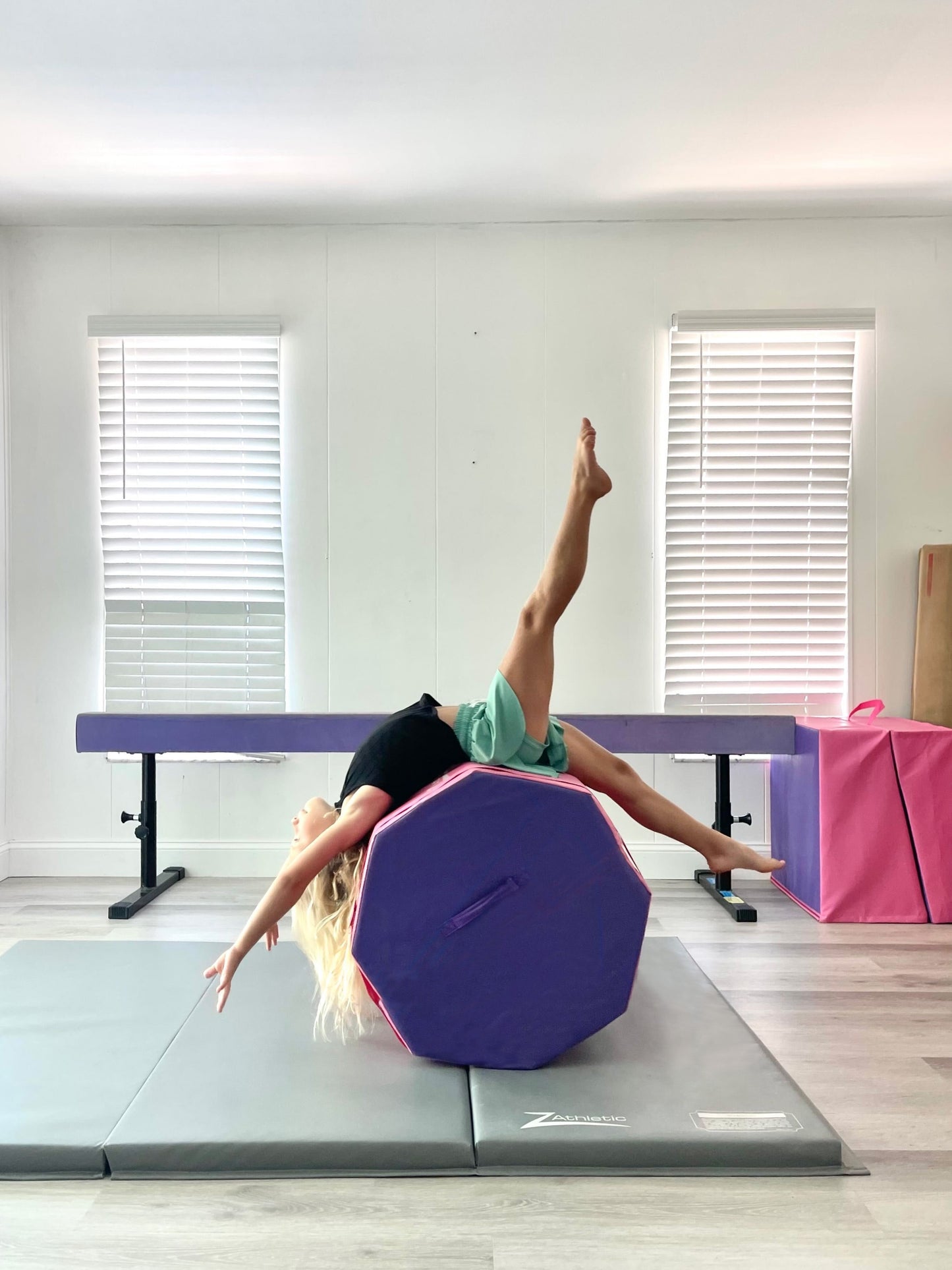 Z Athletic Octagon Mat for Gymnastics, Tumbling, Cheerleading