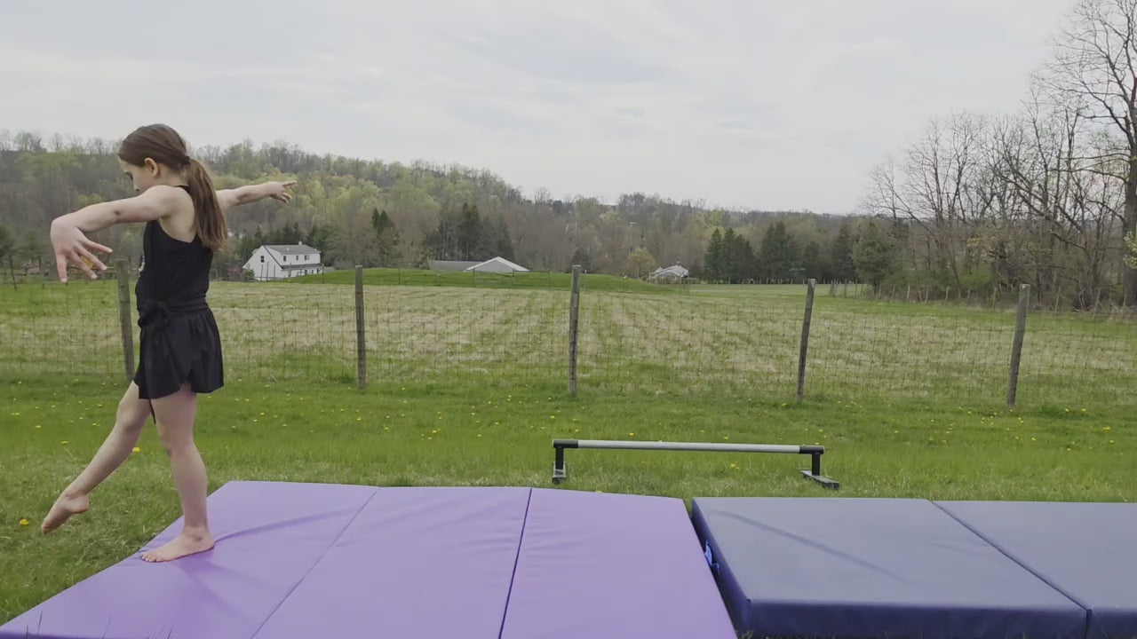 Z Athletic 6ft x 3ft x 4in Crash Landing Mat